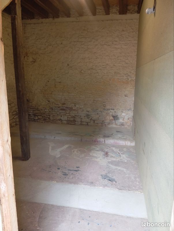 Box, garage (image 1)