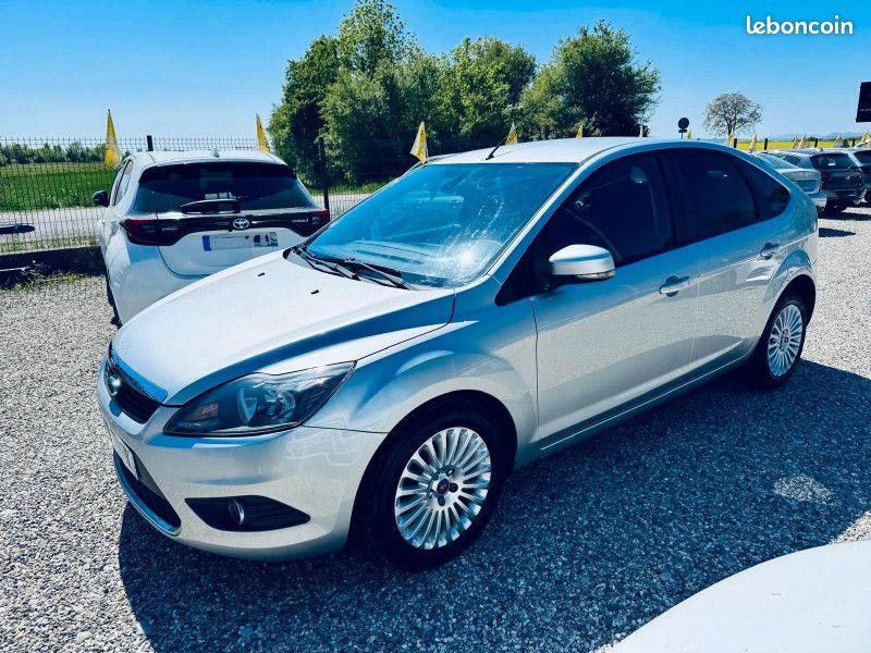 Ford FOCUS 1.8 TDCI 115CH TREND 5P - FINANCEMENT POSSIBLE (image 7)