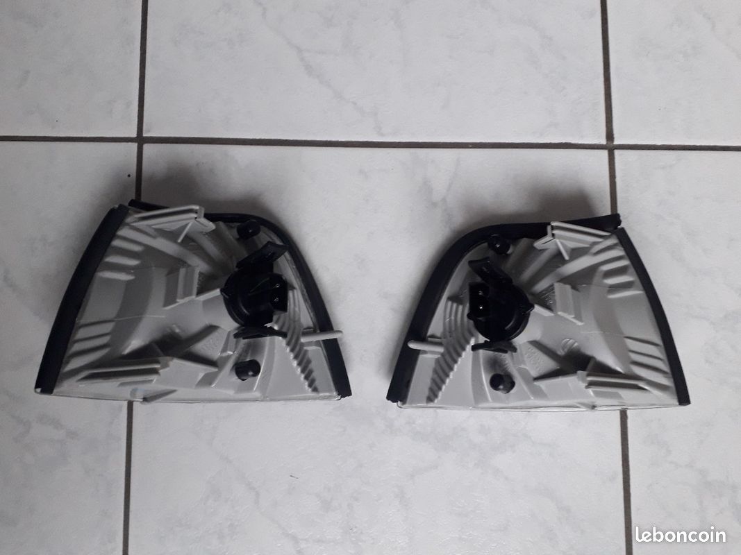 Feu clignotant blanc Bmw serie 3 e36 Neuf (image 4)