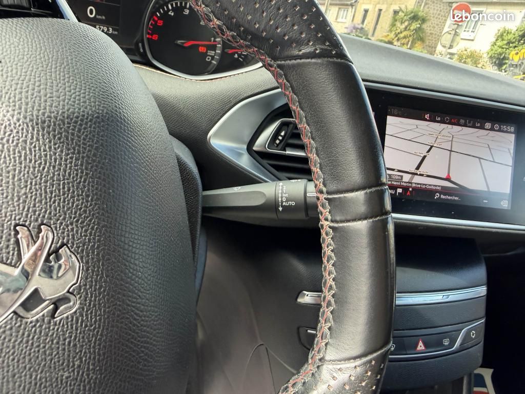 PEUGEOT 308 1.5 BlueHDi S&S - 130 GT Line gps + clim + camera AR + Radar AR (image 26)