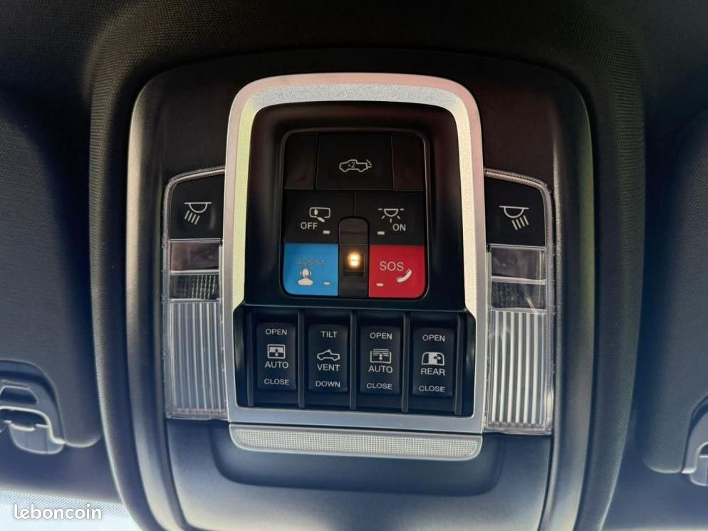 Dodge ram 1500 crew limited night edition rambox (image 30)