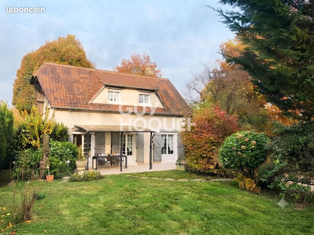 Maison 6 pièces 96 m² · à Ézy-sur-Eure · 96 m² · 225 000 €
