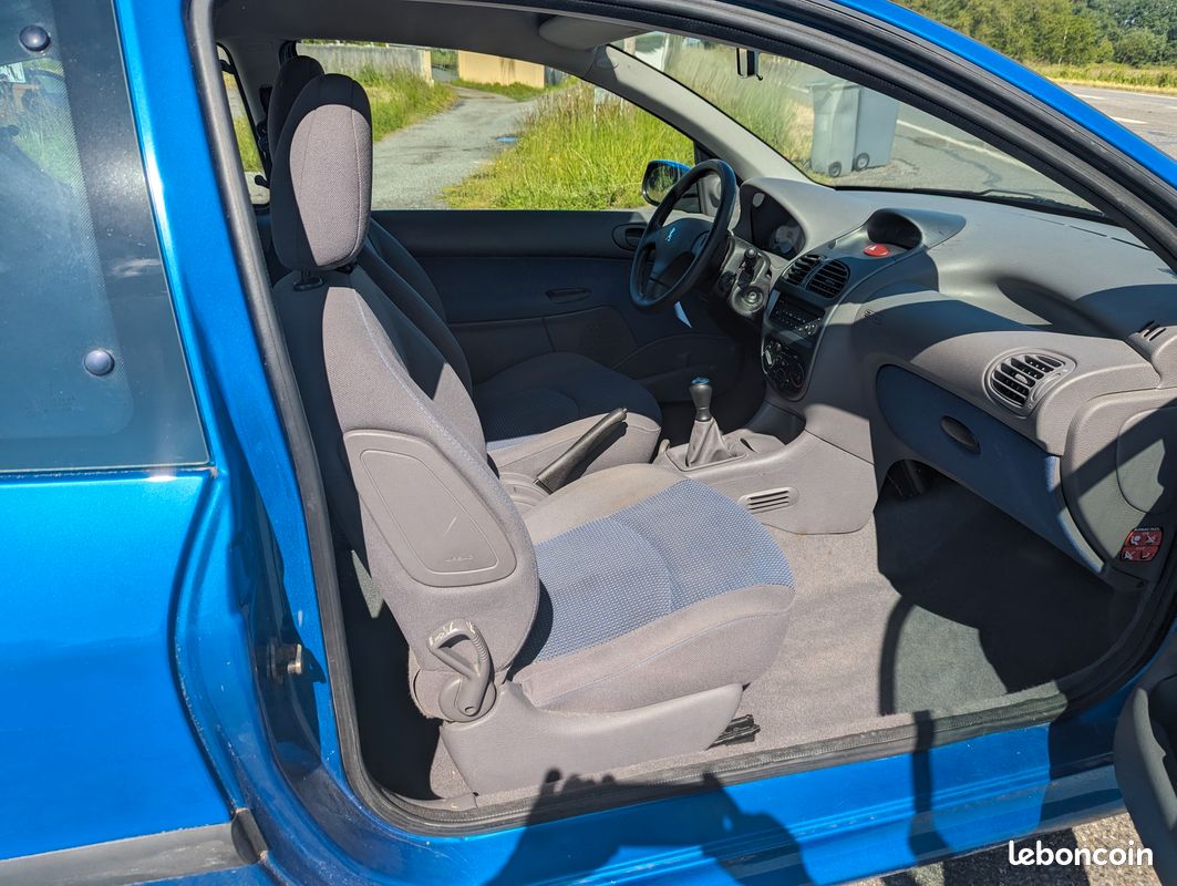 206 1.4 hdi 70cv occamobile 64 pau dans le véhicule qui dure le véhicule fiable (image 4)