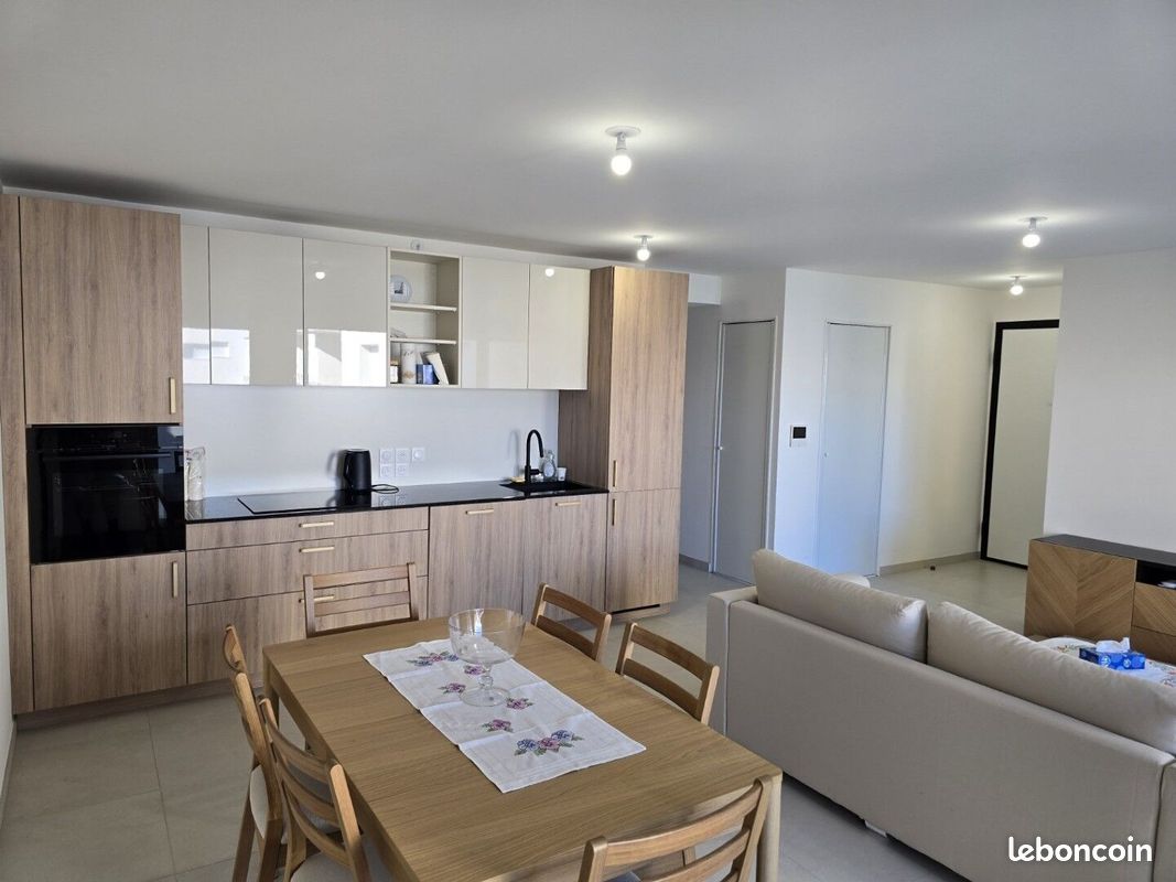 Appartement 3 pièces 67 m² · à Ferney-Voltaire · 67 m² · 1 960 €/mois