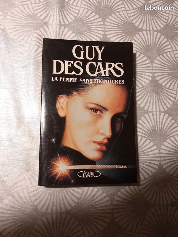 Livre : La femme sans frontières. G. Des Cars (image 1)