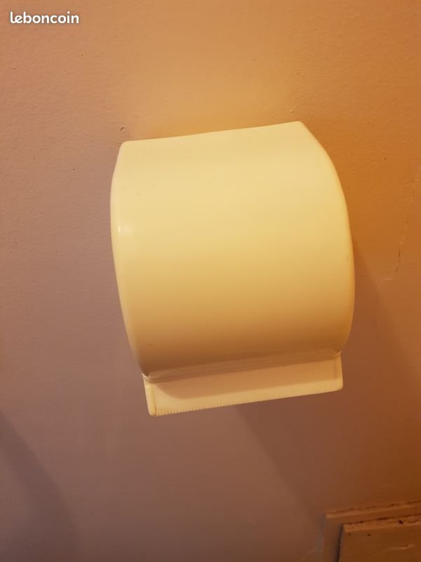 Distributeur de papier toilettes (image 1)