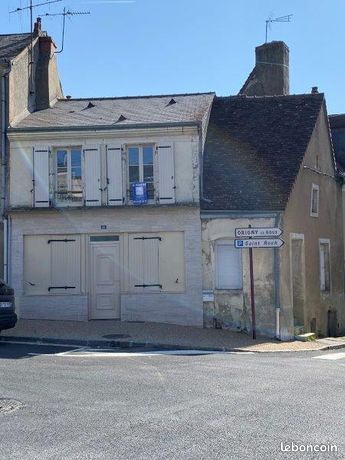 Mamers (72600), Maison de ville-Type appartement de 90 m2, 515