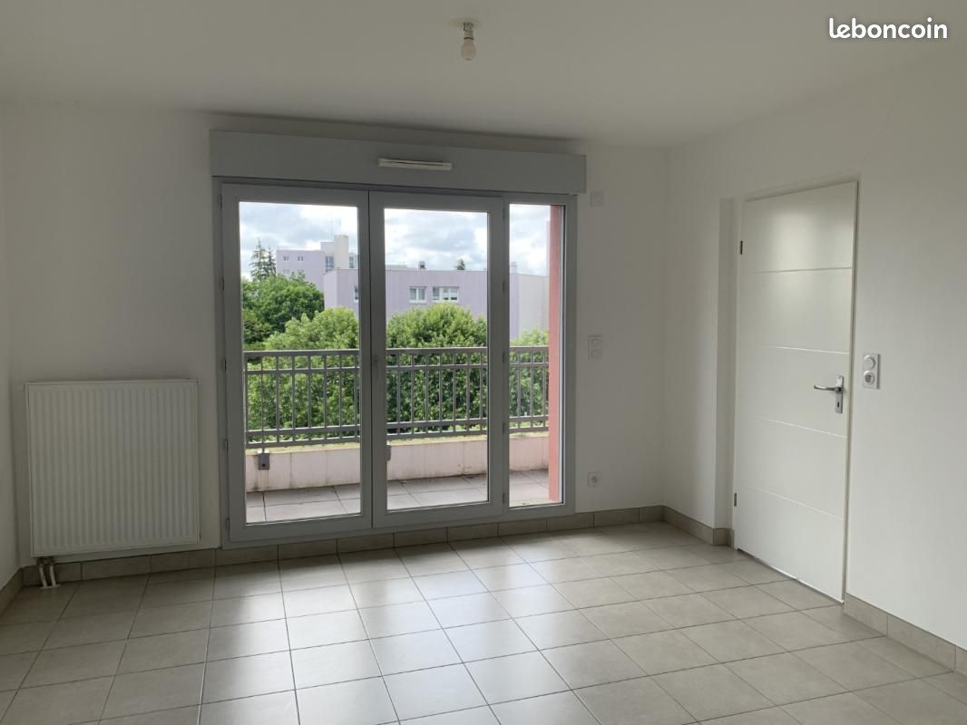 Appartement 3 pièces 54 m² · à Lucé · 54 m² · 711 €