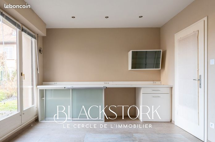 Studio 1 pièce 25 m²