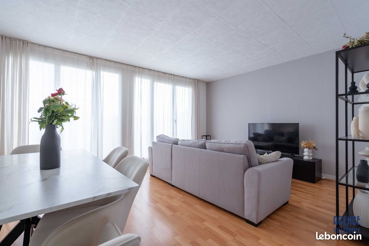 Appartement 4 pièces 89 m² · à Les Clayes-sous-Bois · 89 m² · 165 000 €