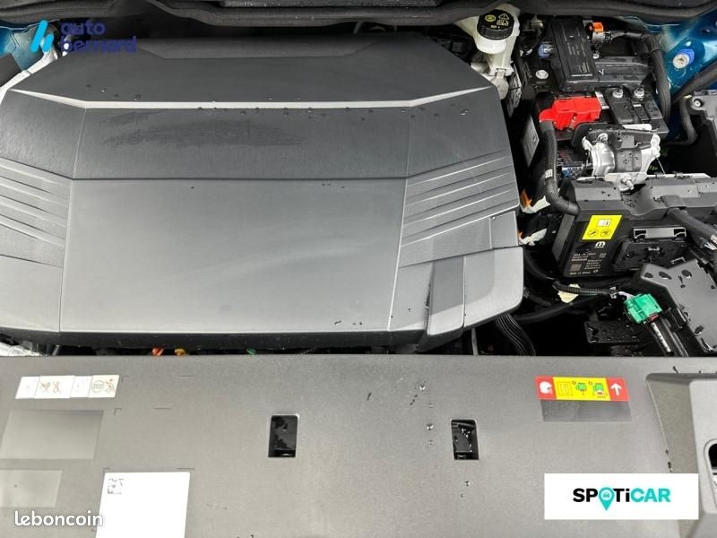 Peugeot 3008 Electrique 210ch front 4x2 std GT (image 20)