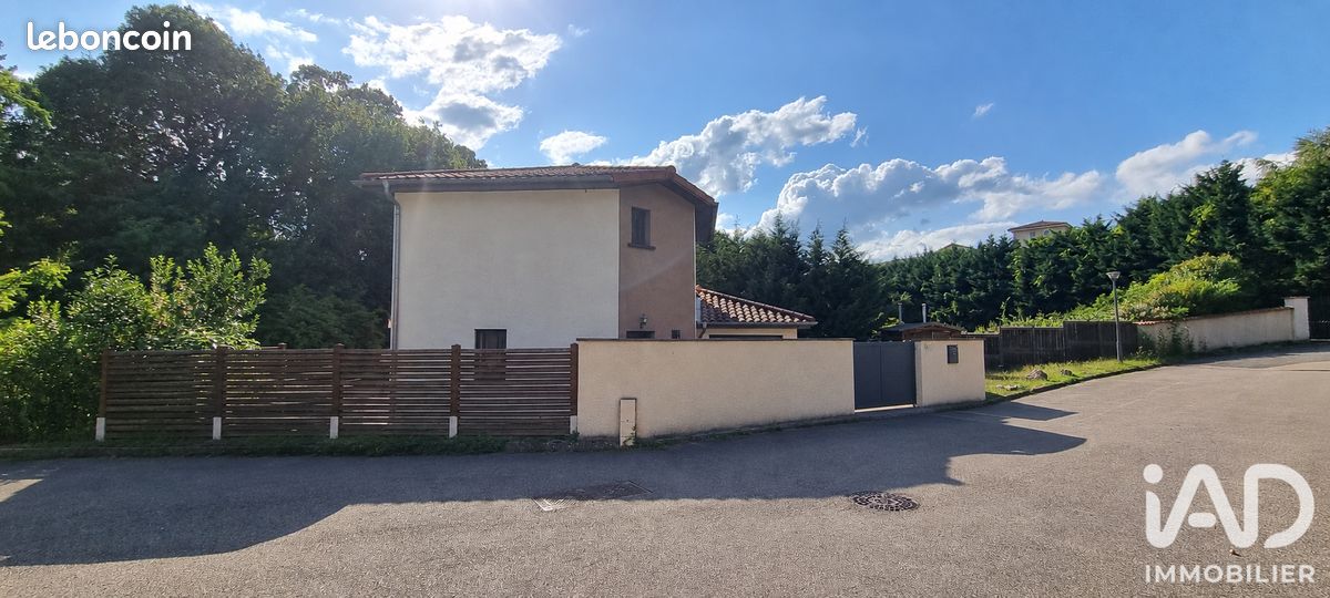 Maison 4 pièces 88 m² · à Frans · 88 m² · 325 000 €