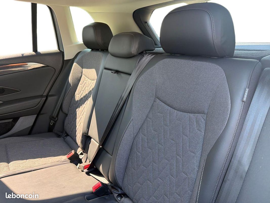 VOLKSWAGEN Tiguan 1.5 eTSI 131ch DSG7 VW Edition (image 14)