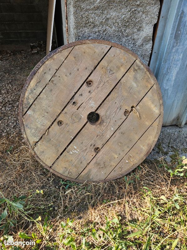 Joue (image 1)