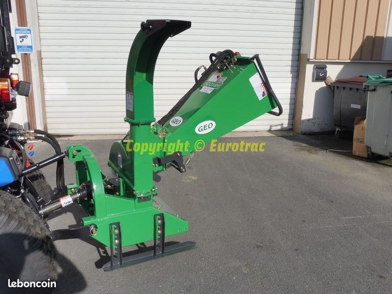 Broyeur de branches pour tracteur de 18 à 130 cv (image 1)