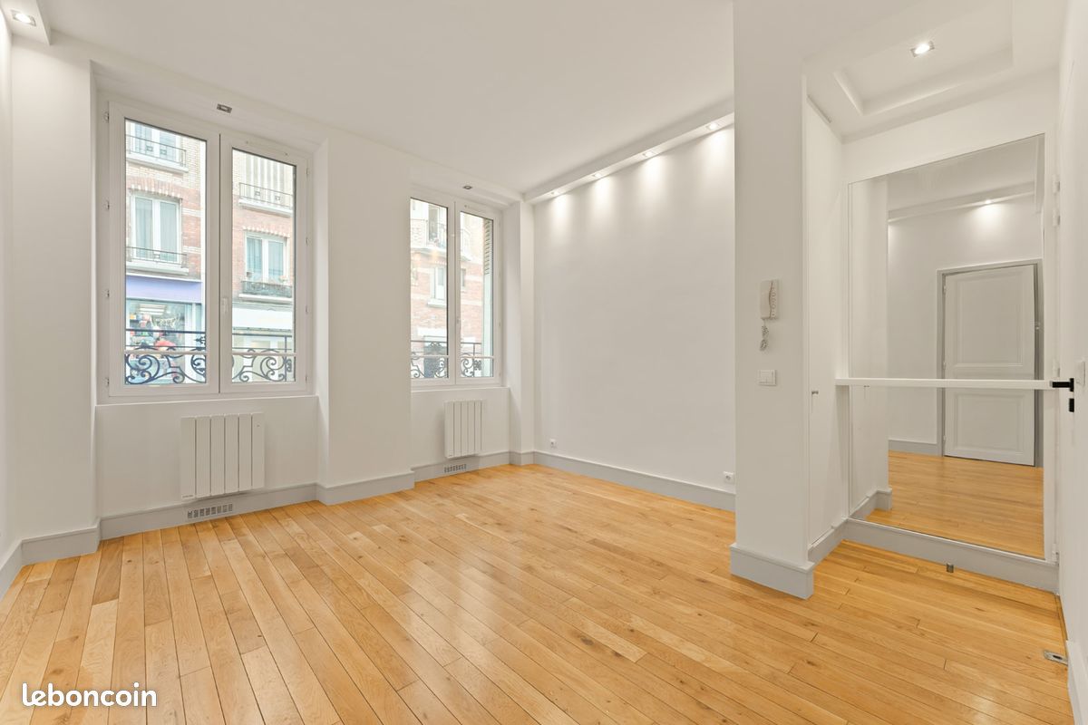 Appartement 2 pièces 34 m² · à Paris · 34 m² · 298 000 €