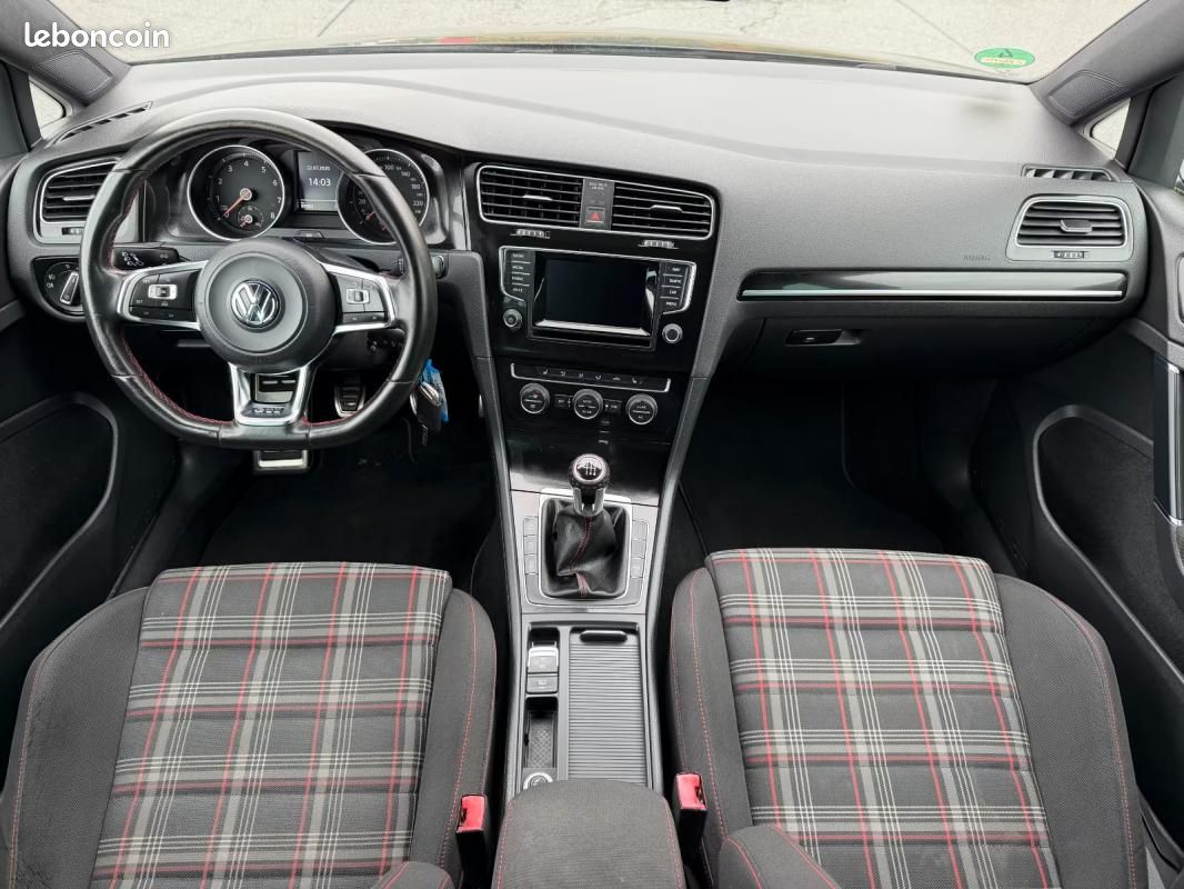 Volkswagen Golf VII LIM. GTI PERFORMANCE BMT 230 CH BVM - VOLANT EN CUIR (image 20)