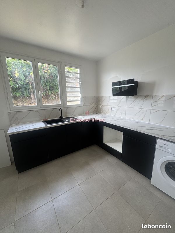 Appartement 2 pièces 50 m² · à Le Lamentin · 50 m² · 900 €/mois