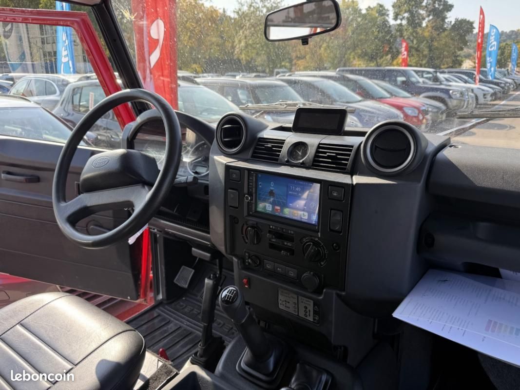 Land Rover Defender 110 2.5 Td4 122cv Station Wagon (image 18)