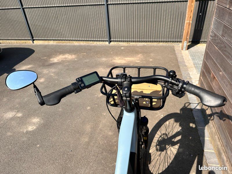 Vélo cargo électrique longtail BTWIN Décathlon chargement arrière R500 (image 4)