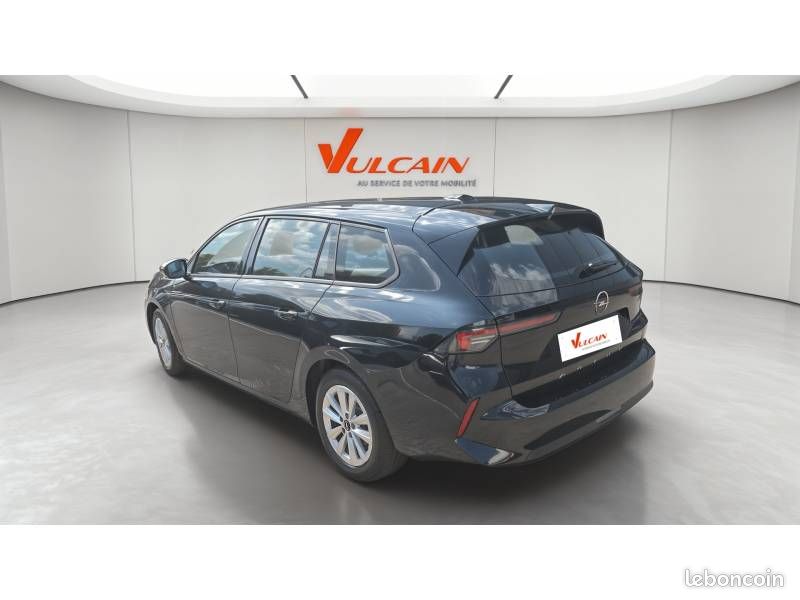 Opel Astra Sports Tourer 1.2 Turbo Hybride 136 ch e-DCT6 (image 5)