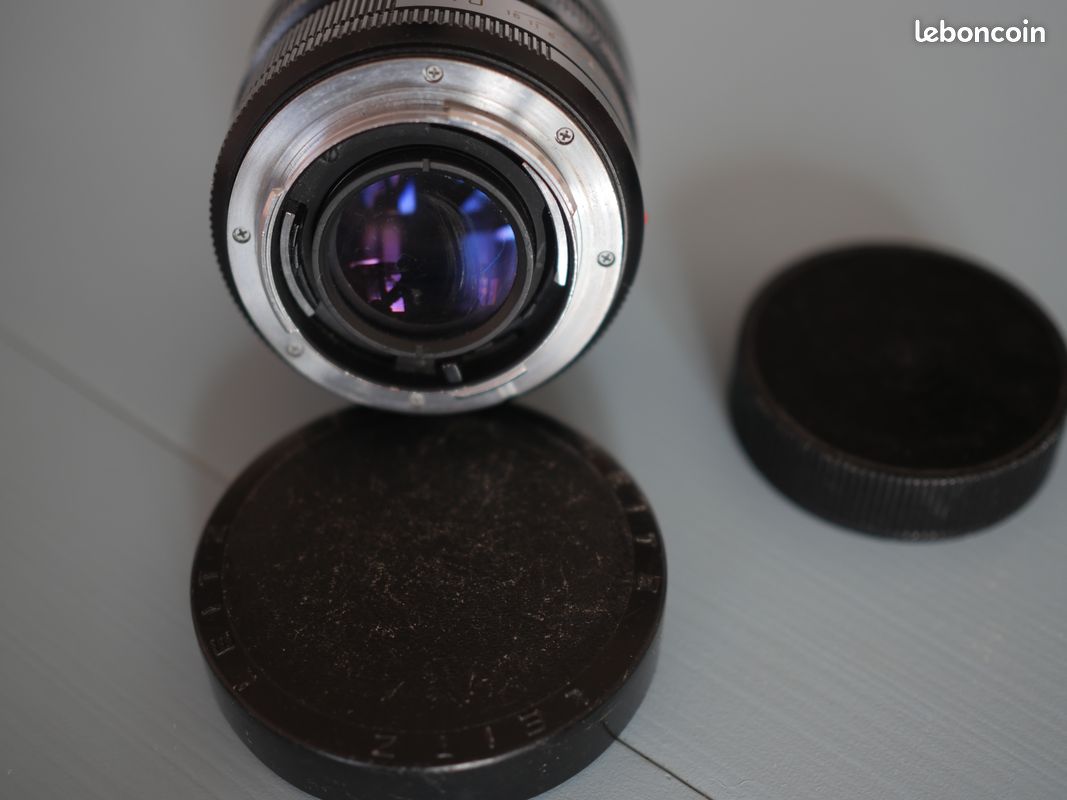 Lot 41 - A Leitz Summicron-R f/2 90mm Lens