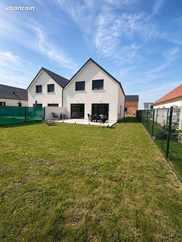 Maison 7 pièces 150 m² · à Aiserey · 150 m² · 3 600 000 €