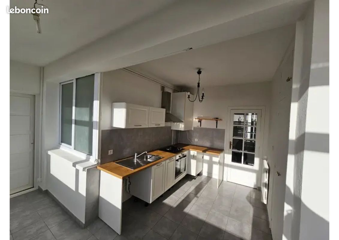 Appartement 3 pièces 81 m² · à Brest · 81 m² · 210 000 €