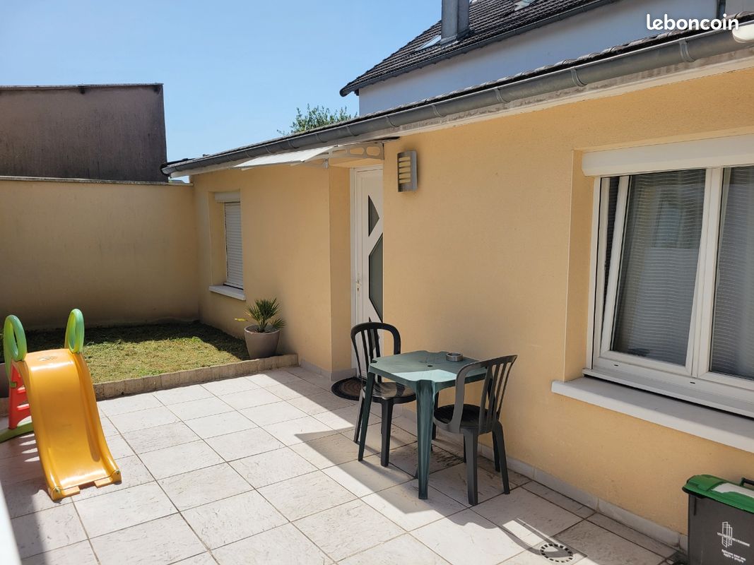 Appartement 2 pièces 23 m² · à Savigny-sur-Orge · 23 m² · 995 €