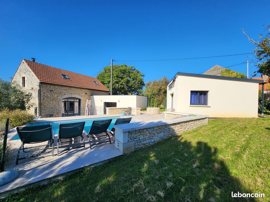 Maison 3 pièces 135 m² · à Salviac · 135 m² · 328 600 €