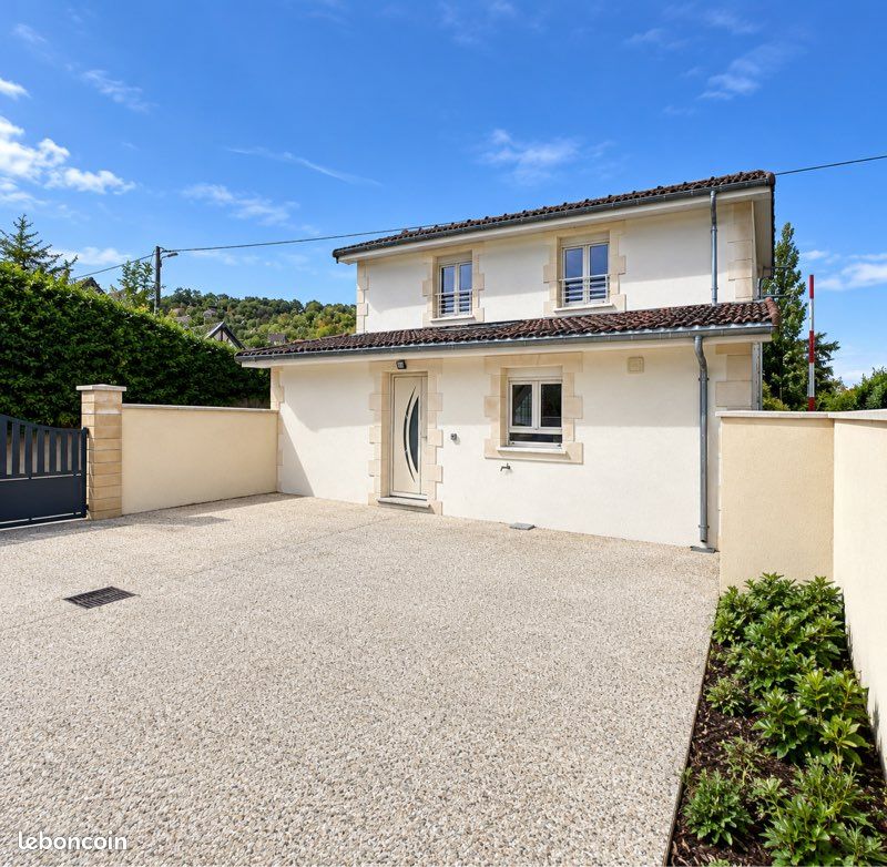 Maison 3 pièces 70 m² · à Ménilles · 70 m² · 200 000 €