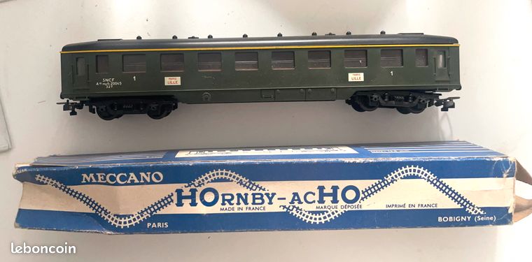 MECCANO Hornby .Voiture A10 myfi 2 ère Classe Paris-Lille SNCF HO