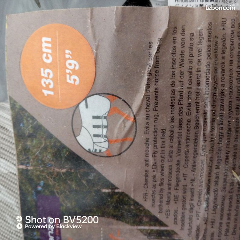 Couverture cheval anti insectes (image 1)
