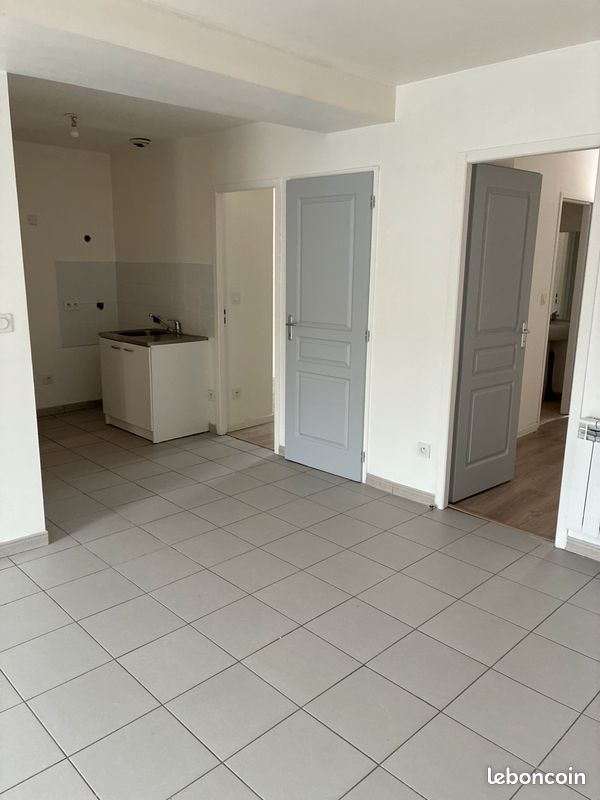 Appartement 3 pièces 45 m² · à Givors · 45 m² · 92 000 €