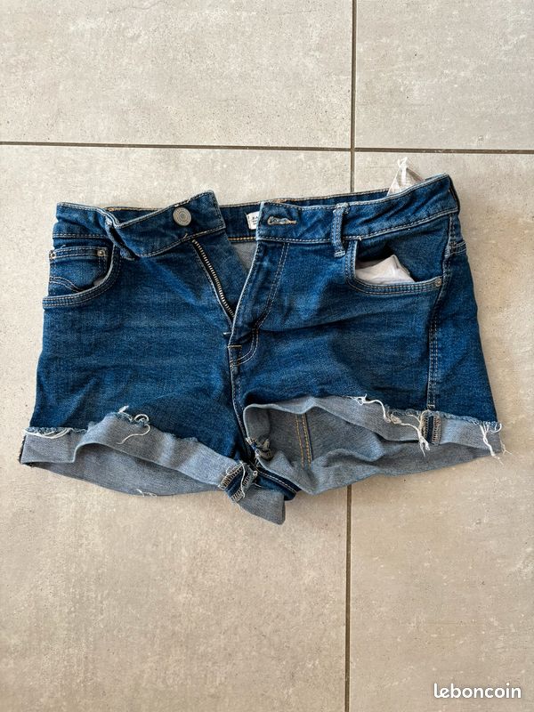 Short (image 1)