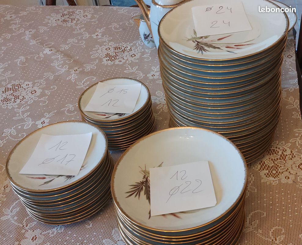 Service en porcelaine de Limoges, 82 pièces, Marque P.L France (image 2)