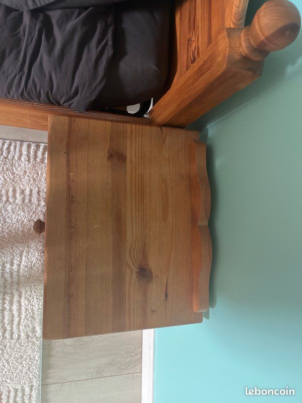Lit 1 place en bois ( chêne ) + le sommier avec + sa table de chevet en bois ( chêne ) également - motif cœur (image 5)