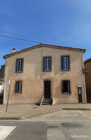 MAISON DE VILLE "Barbacane"