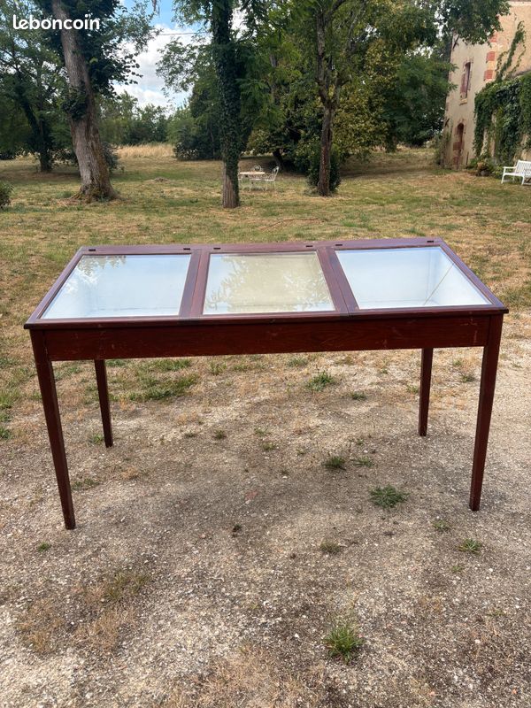 Vitrine (image 1)
