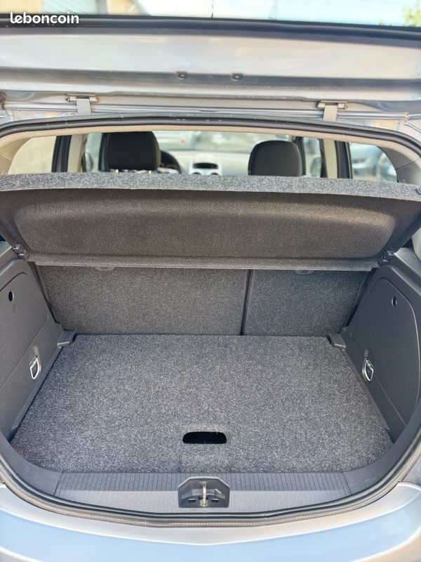 Opel Corsa D 1.2 80CH Enjoy (image 15)