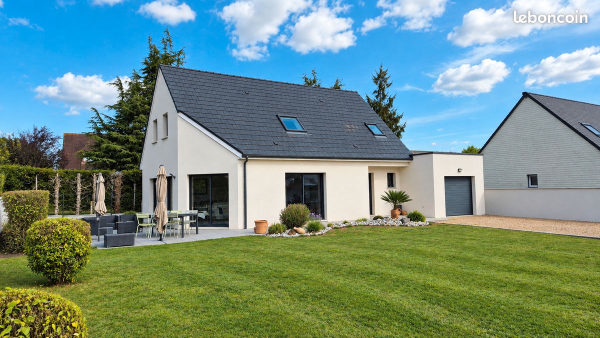 Maison 6 pièces 146 m² · à Rots · 146 m² · 446 250 €