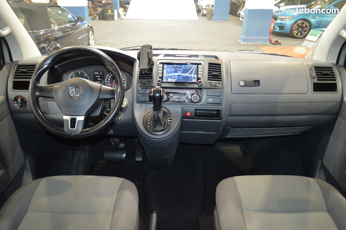 VW CARAVELLE LONGUE 2.0 BITDI 180 DSG7 8 PLACES-06/2010- Réfection Moteur Fiabilisé-GPS CarPlay-Attelage-Etat Rare-Historique Limpide-Garantie 6 Mois (image 4)