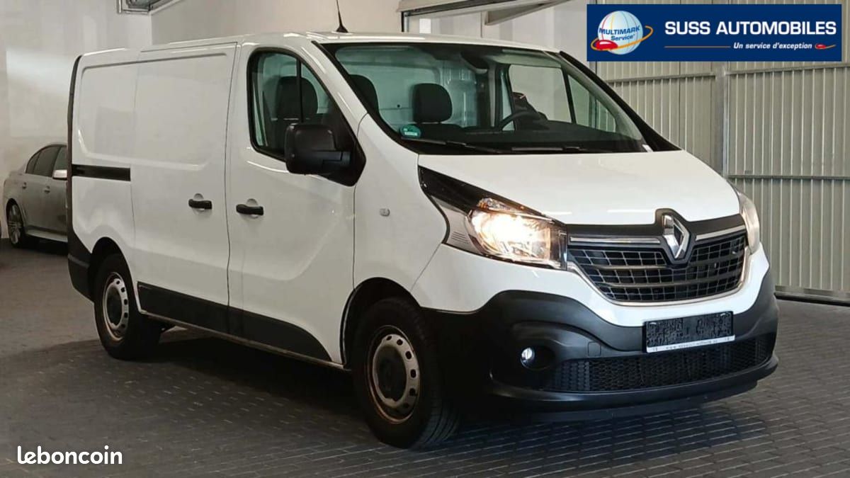 Renault Trafic FOURGON FGN L1H1 DCI 120 CONFORT (image 2)