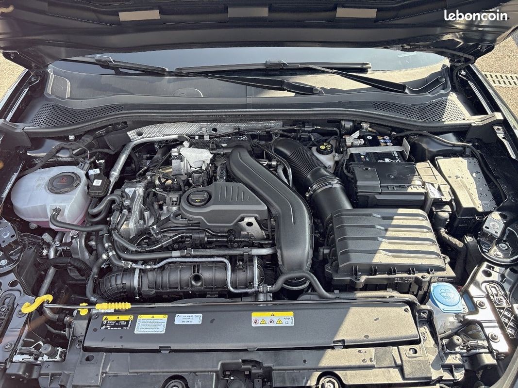 SEAT Leon 1.5 eTSI Hybrid 115 DSG7 Copa (image 23)