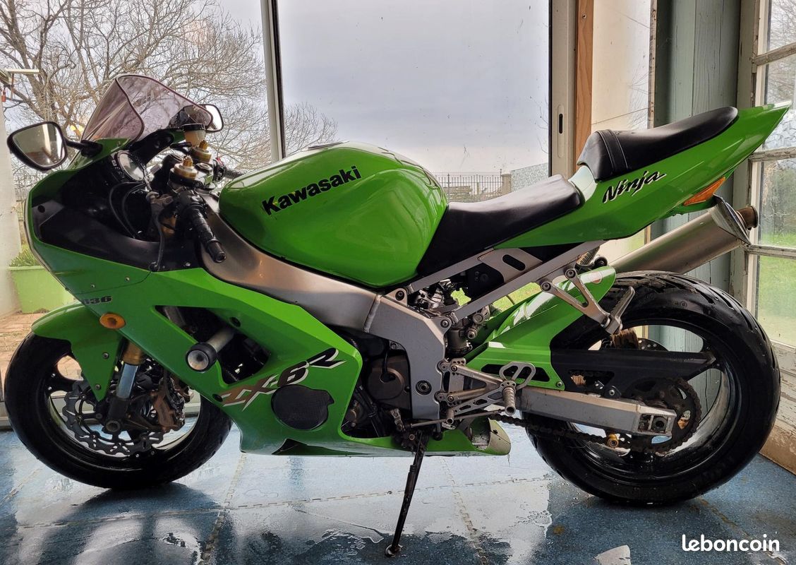 Kawasaki ZX6R Ninja (image 1)