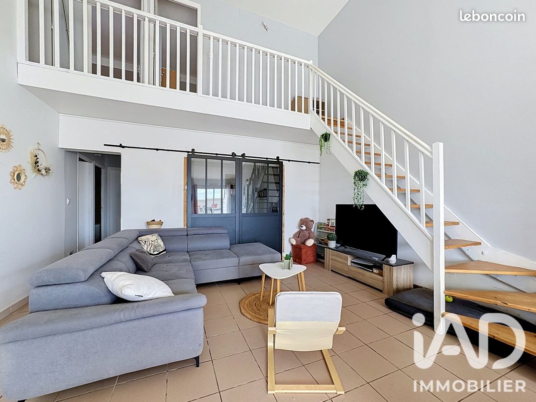 Maison 4 pièces 108 m² · à Roullet-Saint-Estèphe · 108 m² · 155 000 €