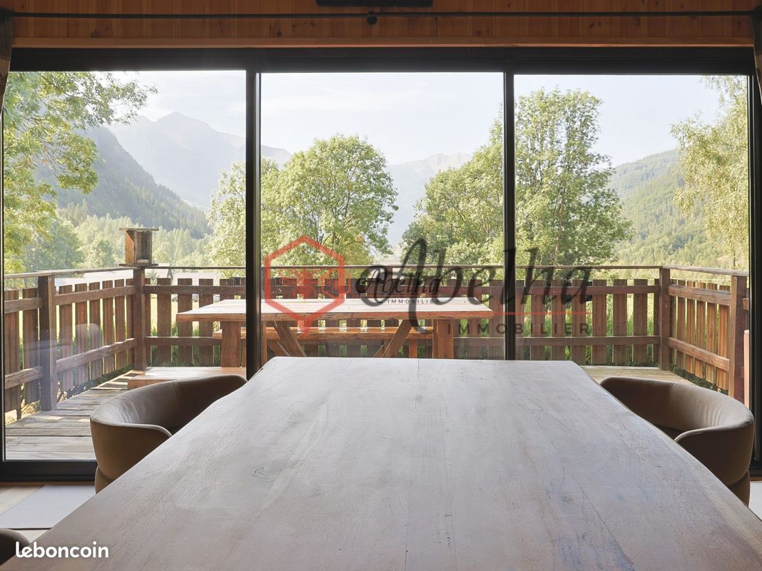 Maison 3 pièces 74 m² · à Champoléon · 74 m² · 295 000 €