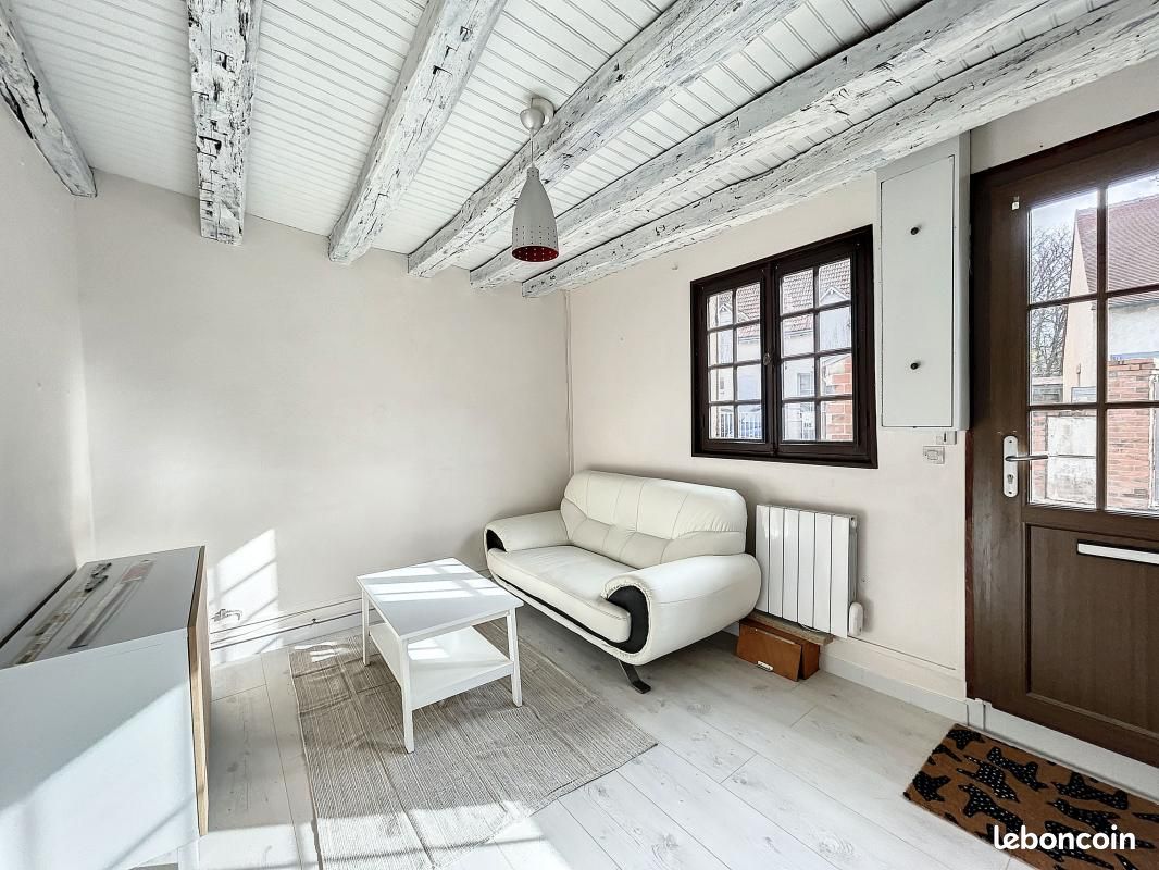 Appartement 1 pièce 35 m² · à La Ferté-Saint-Aubin · 35 m² · 560 €/mois