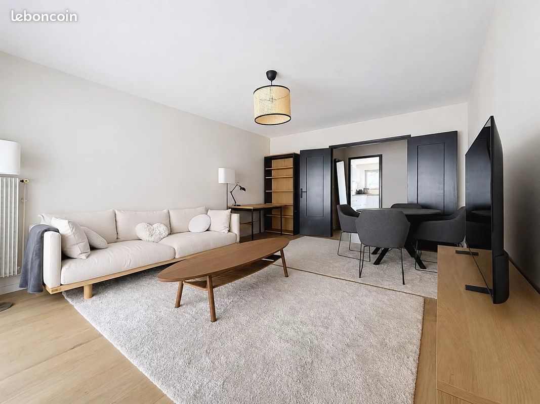 Appartement 3 pièces 80 m² · à Lille · 80 m² · 1 990 €
