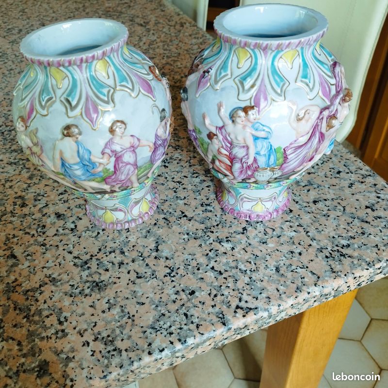 Lot de deux vase Capodimonte Naples Italie en porcelaine (image 9)